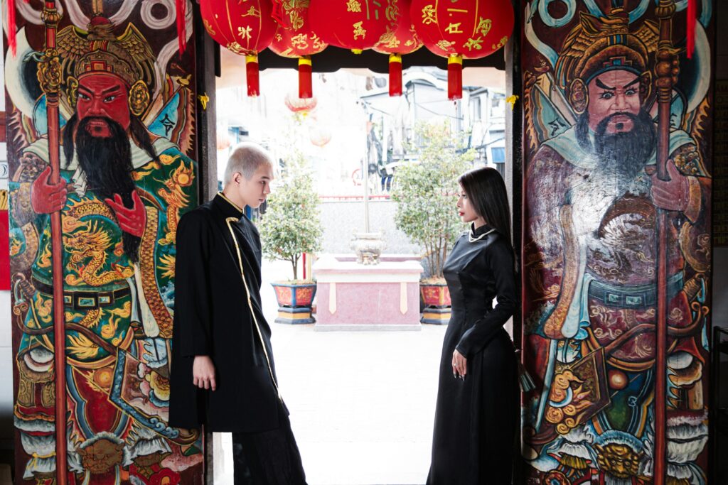 How Historical Settings Influence Speech